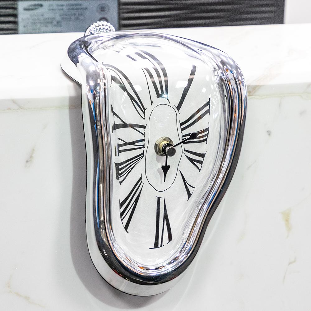 melting-dali-clock-decor-latest-aesthetics-324637_1000x_388c6942-2954-4be9-9c7f-be335ff95b73.jpg